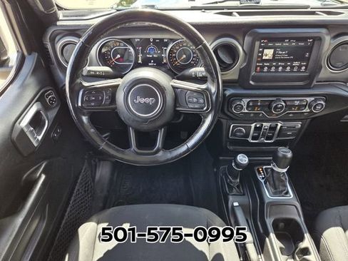 Used 2021 Jeep Gladiator Sport AWD/4WD image 12