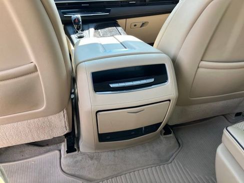 Used 2021 Cadillac Escalade Premium Luxury AWD/4WD image 21