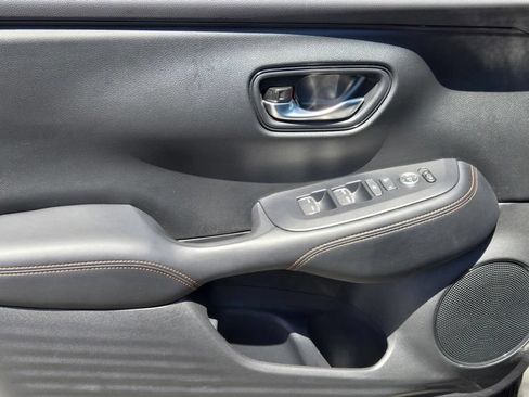 Used 2025 Honda HR-V Sport image 15