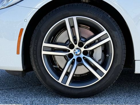 Used 2021 BMW 530i w/ Premium Package RWD image 34