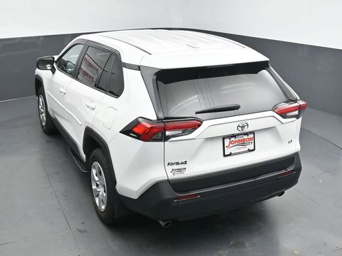 Used 2024 Toyota RAV4 LE FWD image 29