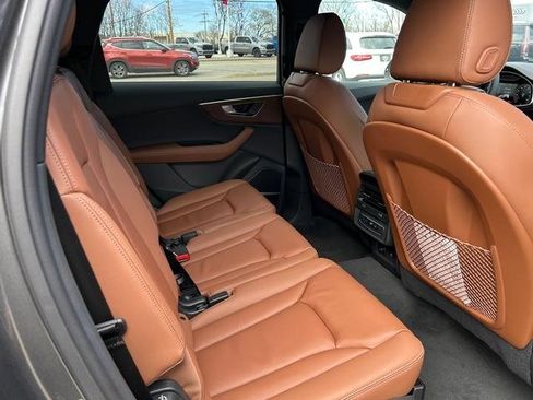 Used 2025 Audi Q7 2.0T Premium Plus w/ Premium Plus Package image 23