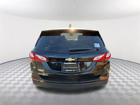 Used 2019 Chevrolet Equinox LS image 6