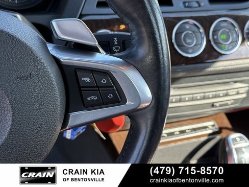 Used 2010 BMW Z4 sDrive35i image 13