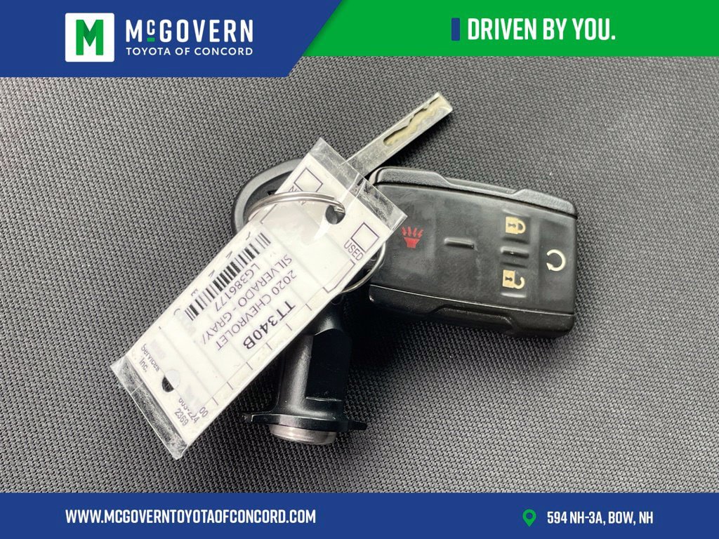 Used 2020 Chevrolet Silverado 1500 LT w/ LT Value Package AWD/4WD image 41