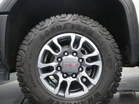 Used 2024 GMC Sierra 2500 SLE w/ SLE Convenience Package AWD/4WD image 26