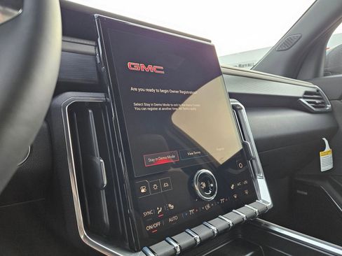 New 2026 GMC Acadia Elevation image 15