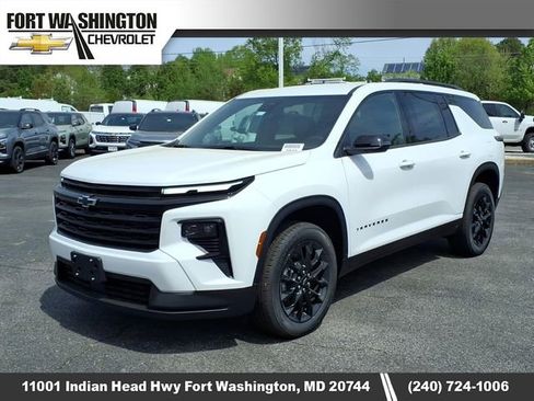 New 2026 Chevrolet Traverse LT w/ Midnight/Sport Edition FWD image 5