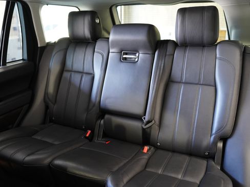 Used 2017 Land Rover Range Rover Long Wheelbase Supercharged image 34