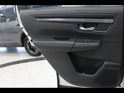 Certified 2025 Honda CR-V EX image 18