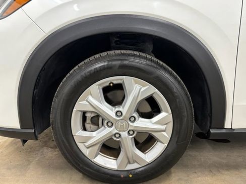 Used 2023 Honda HR-V LX image 9