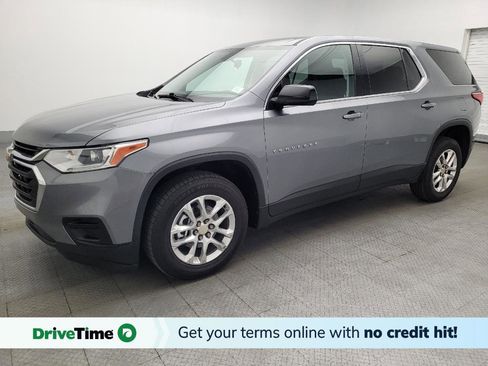 Used 2019 Chevrolet Traverse LS FWD image 1