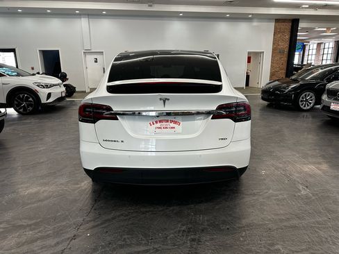 Used 2017 Tesla Model X 75D image 6