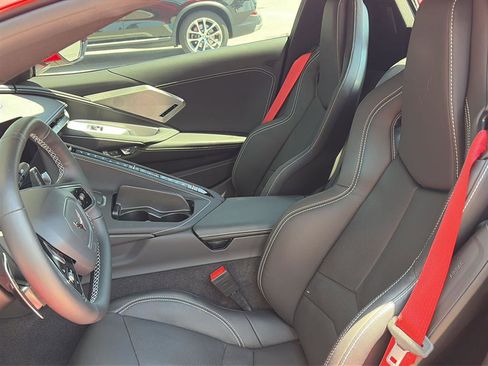 Used 2023 Chevrolet Corvette Stingray Preferred Conv w/ Z51 Performance Package RWD image 9