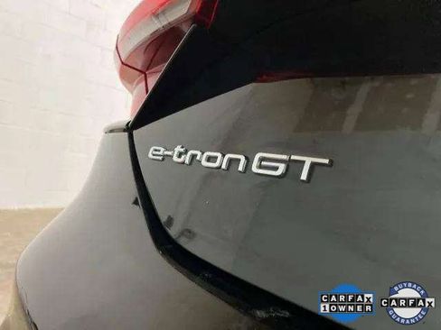 Used 2023 Audi e-tron GT Premium Plus image 98