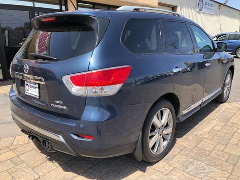 Used 2013 Nissan Pathfinder Platinum AWD/4WD image 2