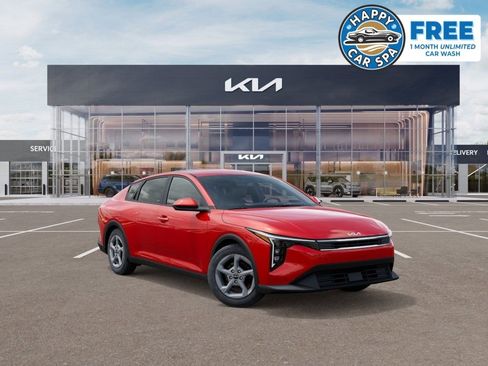 New 2025 Kia K4 LXS image 1