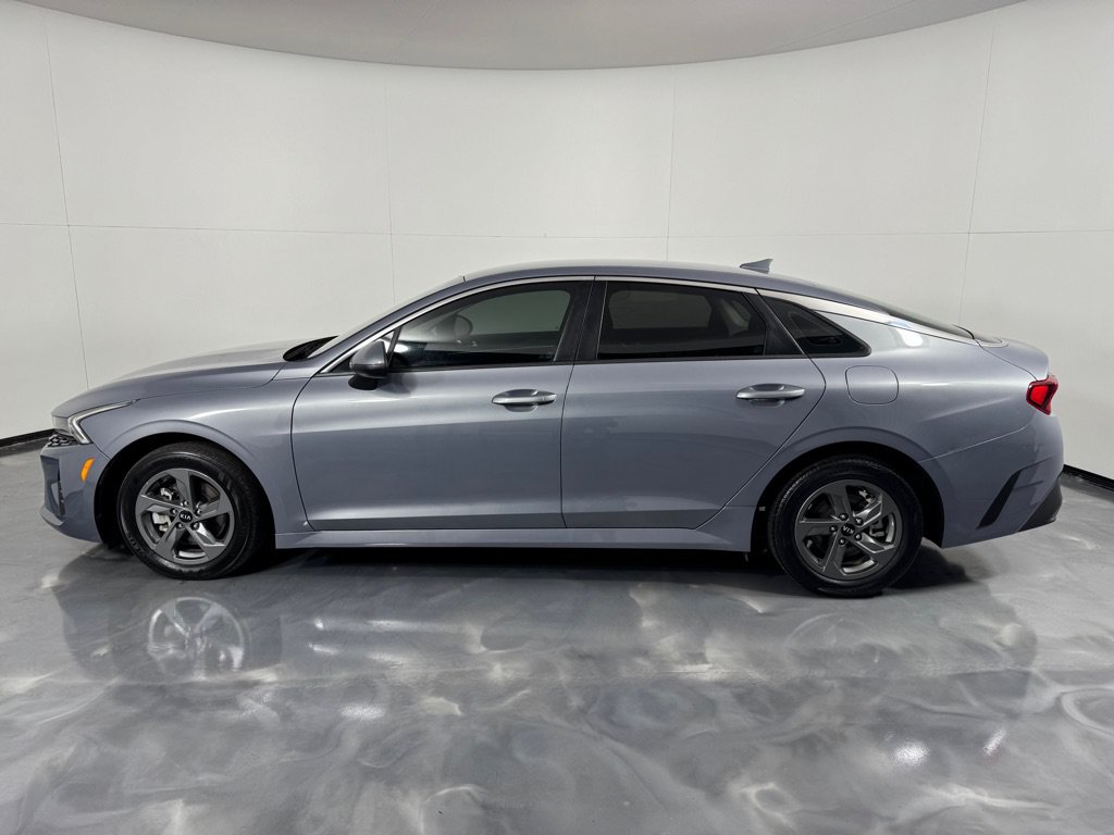 Used 2021 Kia K5 LX FWD image 8