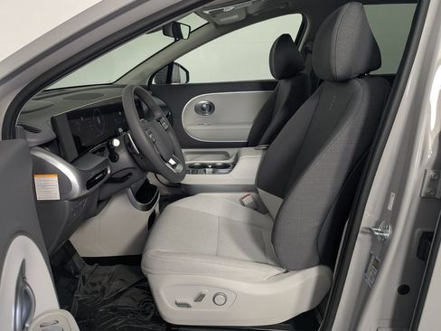 Certified 2026 Hyundai Ioniq 9 SE AWD/4WD image 12