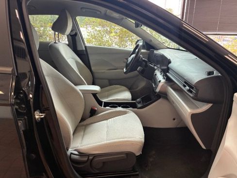 Used 2024 Hyundai Kona SEL w/ Convenience Package FWD image 33