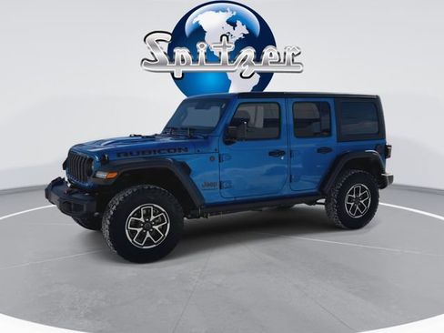 Used 2024 Jeep Wrangler Unlimited Rubicon AWD/4WD image 4