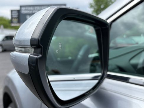 Used 2019 Honda CR-V EX-L image 10