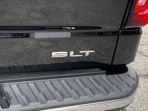 Used 2025 GMC Sierra 1500 SLT image 9