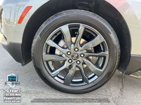 Certified 2024 Chevrolet Equinox RS w/ RS Leather Package FWD image 35