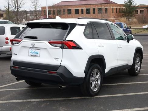 Used 2023 Toyota RAV4 XLE image 5