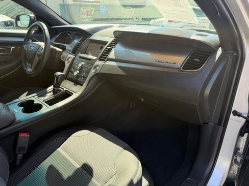 Used 2019 Ford Taurus SEL w/ Equipment Group 201A FWD image 21