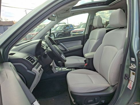 Used 2018 Subaru Forester 2.5i Premium w/ All-Weather Package image 13