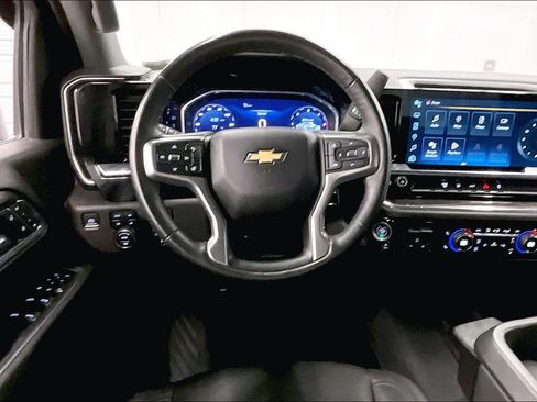 Used 2024 Chevrolet Silverado 3500 LTZ AWD/4WD image 11