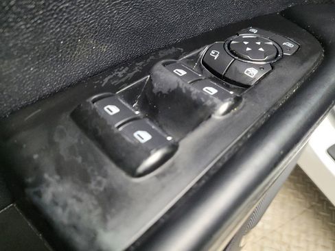 Used 2016 Lincoln MKX Reserve FWD image 27