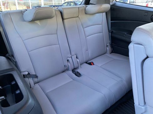 Used 2017 Honda Pilot Touring image 26