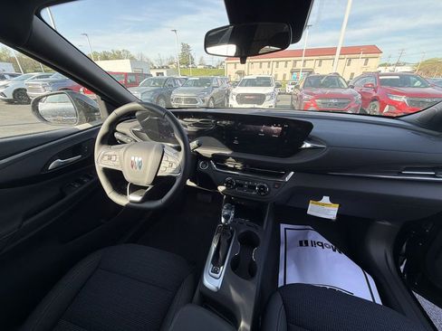 New 2026 Buick Envista Preferred w/ Convenience I Package FWD image 10