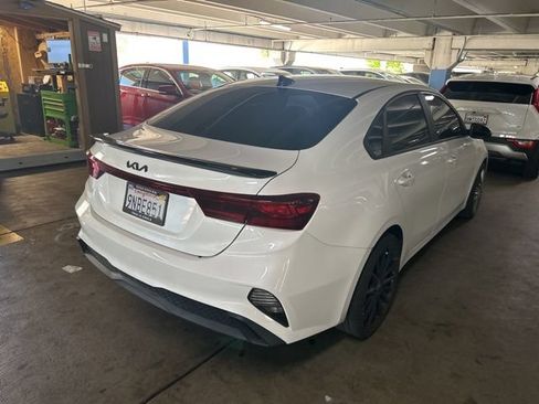 Certified 2023 Kia Forte LXS w/ LXS Technology Package FWD image 3