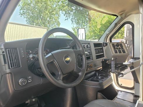 Used 2011 Chevrolet Express 3500 w/ School Bus Package RWD image 15