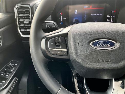 Used 2024 Ford Ranger XLT w/ FX4 Off-Road Package AWD/4WD image 12