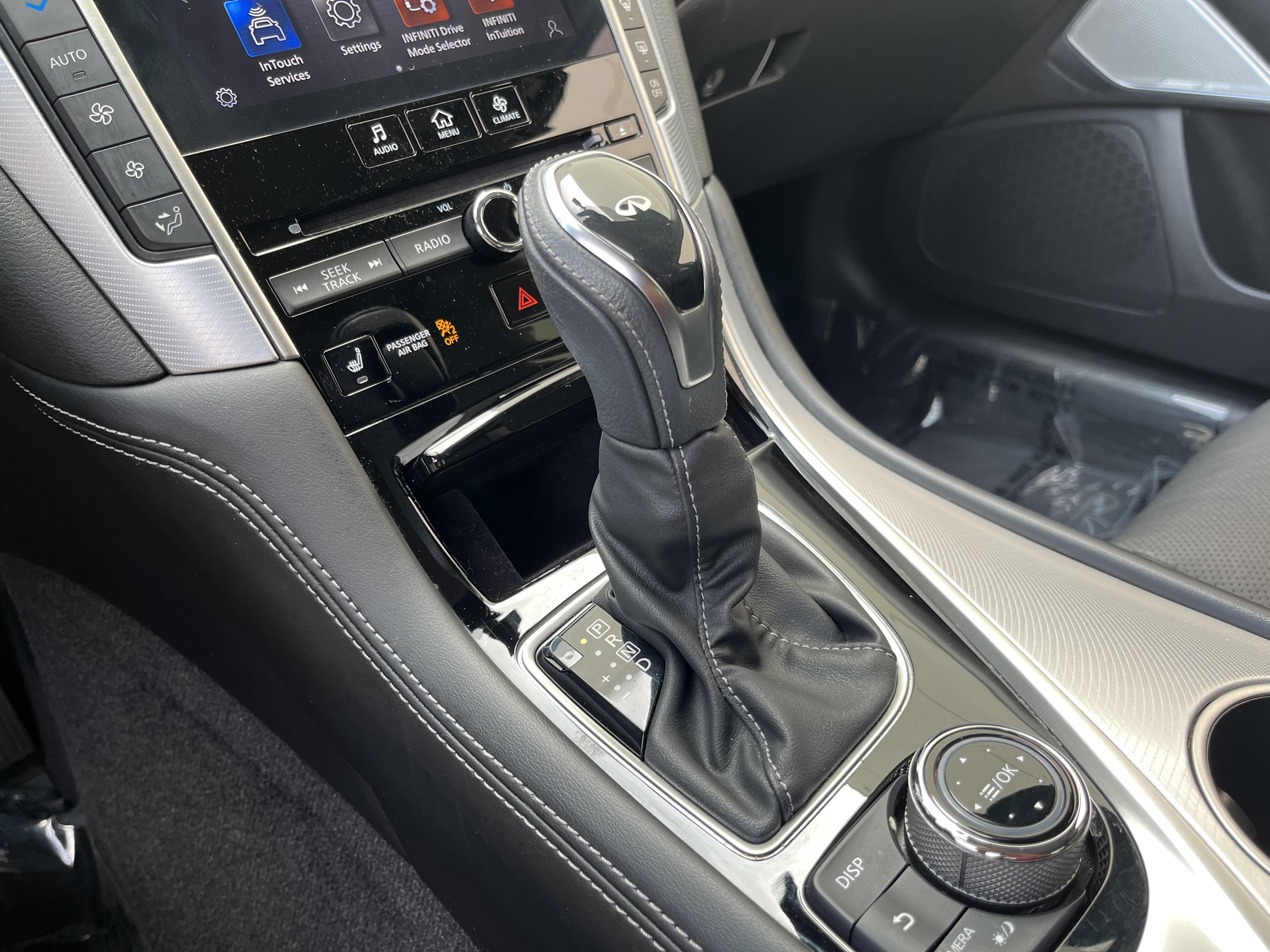 Used 2023 INFINITI Q50 Luxe w/ Cargo Package RWD image 25