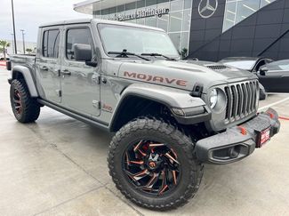 Used 2023 Jeep Gladiator Mojave w/ Cold Weather Group video 1