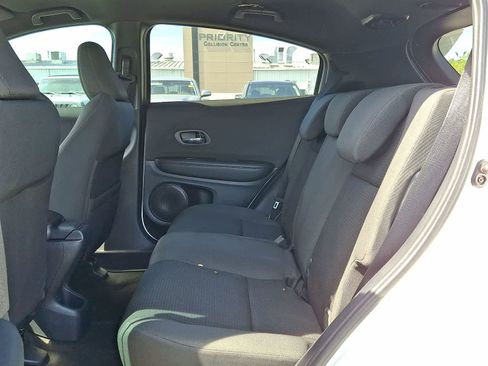 Used 2022 Honda HR-V Sport image 27