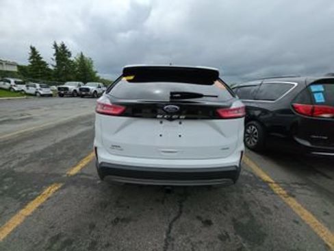 Used 2023 Ford Edge SEL w/ Convenience Package AWD/4WD image 5