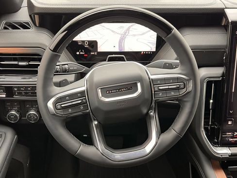 New 2026 GMC Yukon Denali w/ Denali Reserve Package image 9