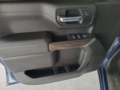 Used 2022 Chevrolet Silverado 1500 LT w/ All Star Edition Plus RWD image 19