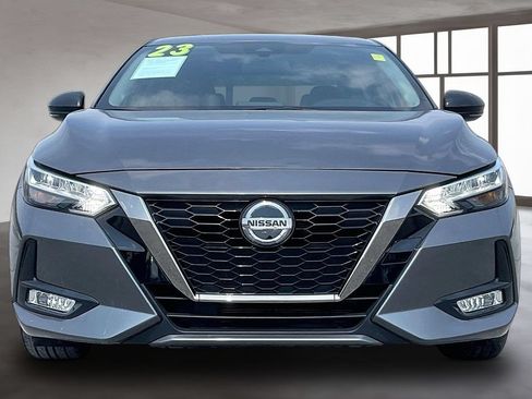 Used 2023 Nissan Sentra SR FWD image 2
