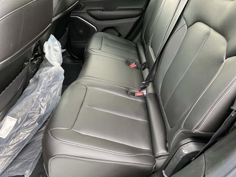 New 2026 Jeep Grand Cherokee Limited w/ Limited Altitude Package image 5