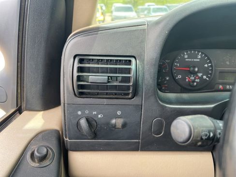 Used 2007 Ford F350 XL AWD/4WD image 15