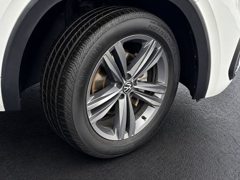 Used 2021 Volkswagen Atlas SE w/ Panoramic Sunroof Package FWD image 10
