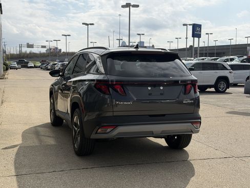 New 2026 Hyundai Tucson SEL image 7