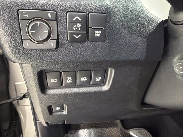 Used 2021 Lexus GX 460 Premium w/ Premium Package AWD/4WD image 12